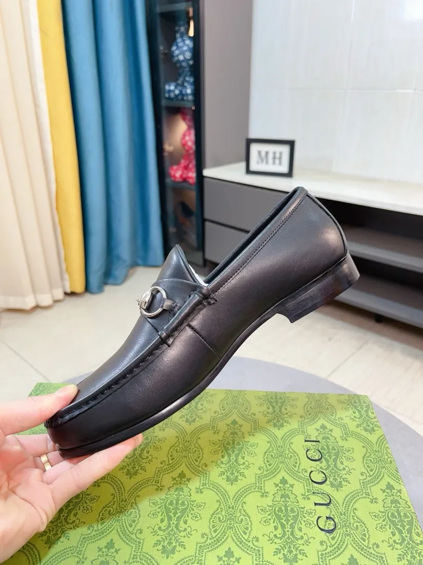 Men's Men's Shoes💰560🌹🌹[GUCCI] Gucci leather shoes are the most popular classic. Synchronized with the official website, the upper is made of Italian first-layer cowhide ➕cowhide lining, with unique brand and unique craftsmanship. Highlighting the hot style of the new year. Stop hesitating, stop wandering, get it now. Number: 38--44